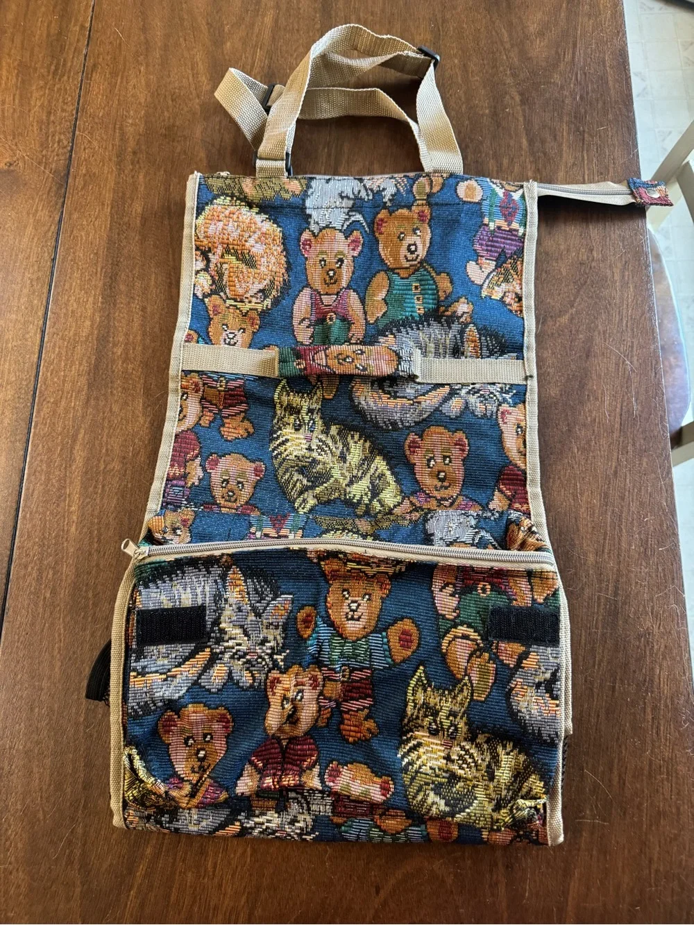 Vintage Pioneer Foldable Tapestry Rolling Tote - Bear/Cat